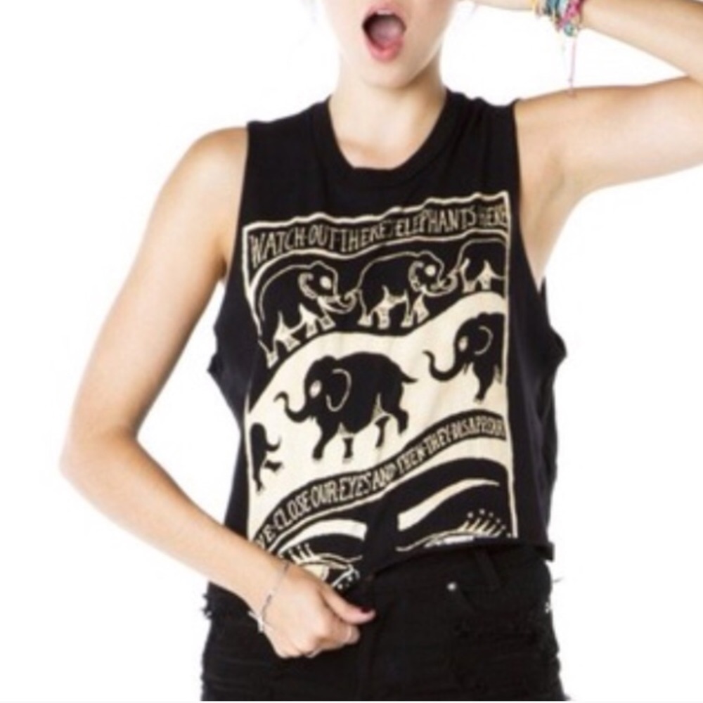 5 for $10! ✂️BRANDY MELVILLE Elephant Crop